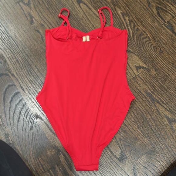 BROMELIA GUARUJÁ UNDERWIRE ONE-PIECE - Picture 6 of 8